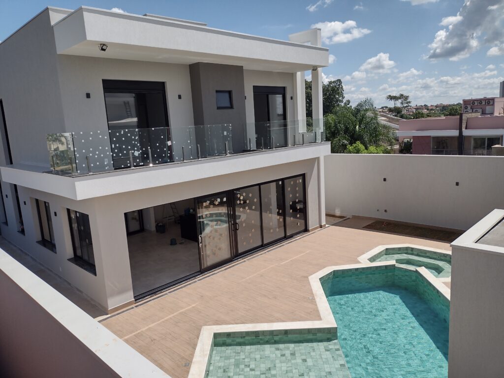 CONSTRUÇÕES RESIDENCIAL DE ALTO PADRÃO